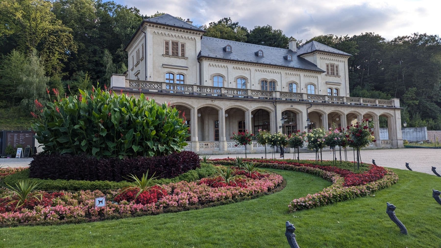 2 bedroom with open-plan kitchen flat to rent, 85 m², Čechova, Prague, Prague 2 bedroom with open-plan kitchen flat to rent, 85 m², Čechova, Prague, Prague