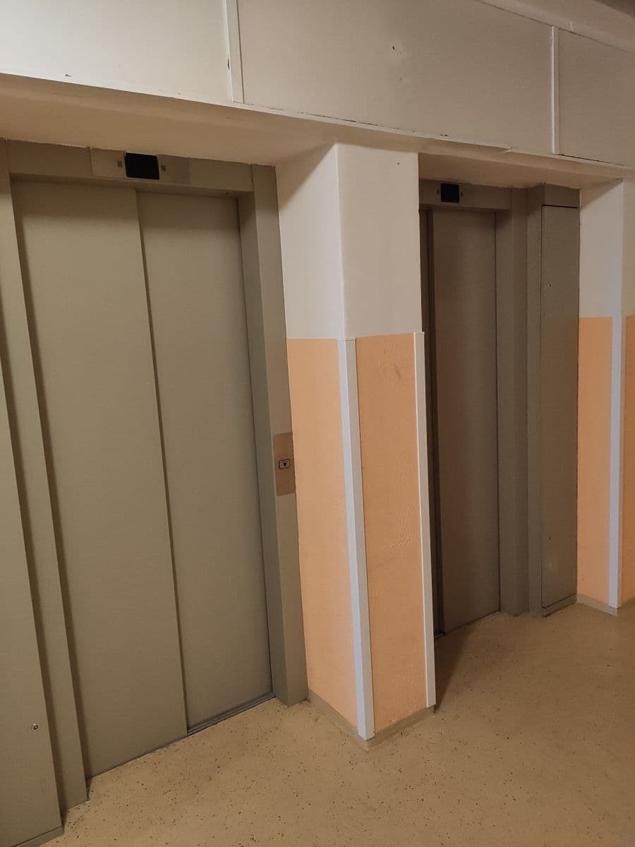 3 bedroom flat for sale, 75 m², Konečná, Karlovy Vary, Karlovarský Region 3 bedroom flat for sale, 75 m², Konečná, Karlovy Vary, Karlovarský Region