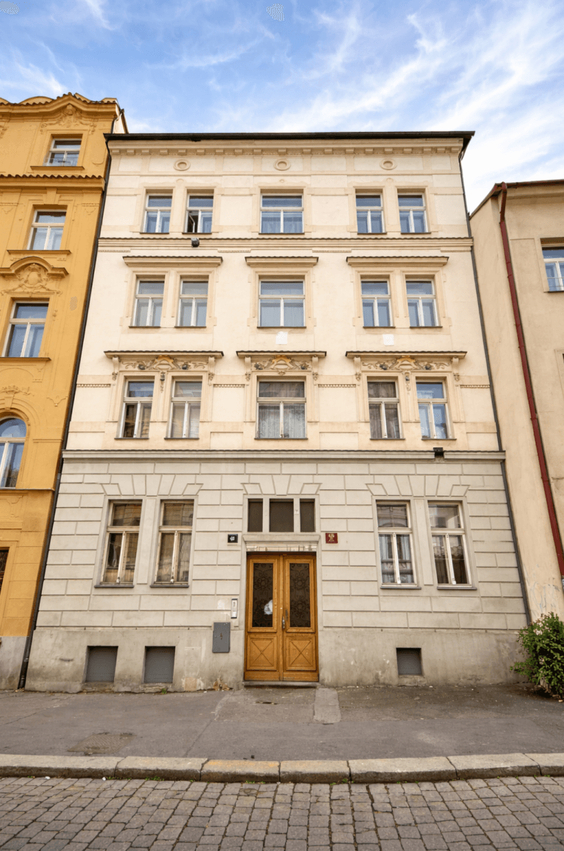 4 bedroom with open-plan kitchen flat for sale, 123 m², Boleslavova, Prague, Prague 4 bedroom with open-plan kitchen flat for sale, 123 m², Boleslavova, Prague, Prague