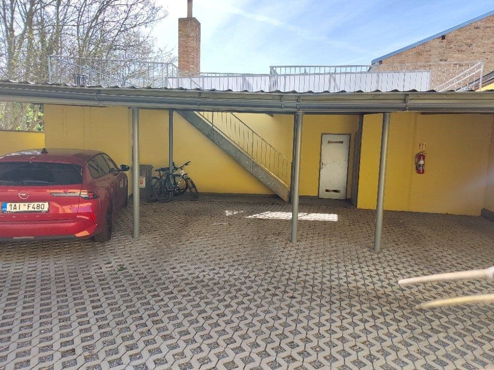 Studio flat to rent, 31 m², Českobrodská, Prague, Prague Studio flat to rent, 31 m², Českobrodská, Prague, Prague