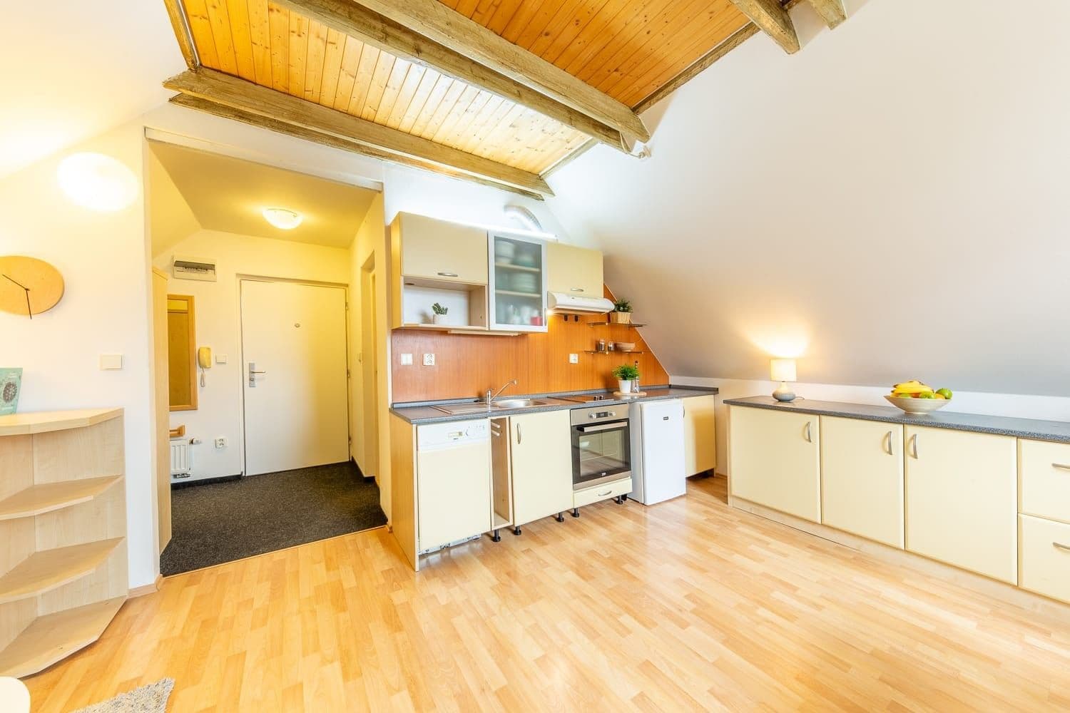 Studio flat to rent, 36 m², Červený kopec, Brno, Jihomoravský Region Studio flat to rent, 36 m², Červený kopec, Brno, Jihomoravský Region