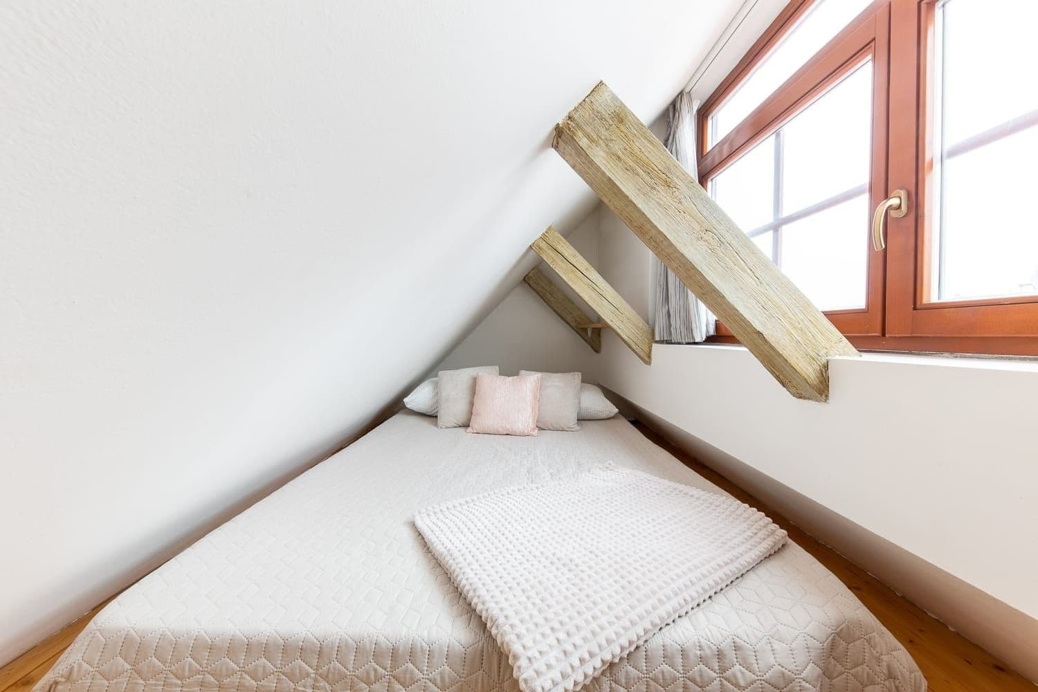 Studio flat to rent, 36 m², Červený kopec, Brno, Jihomoravský Region Studio flat to rent, 36 m², Červený kopec, Brno, Jihomoravský Region