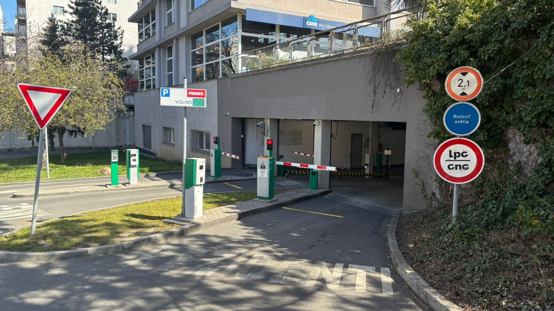 garage to rent, 21 m², Vinohradská, Prague, Prague garage to rent, 21 m², Vinohradská, Prague, Prague