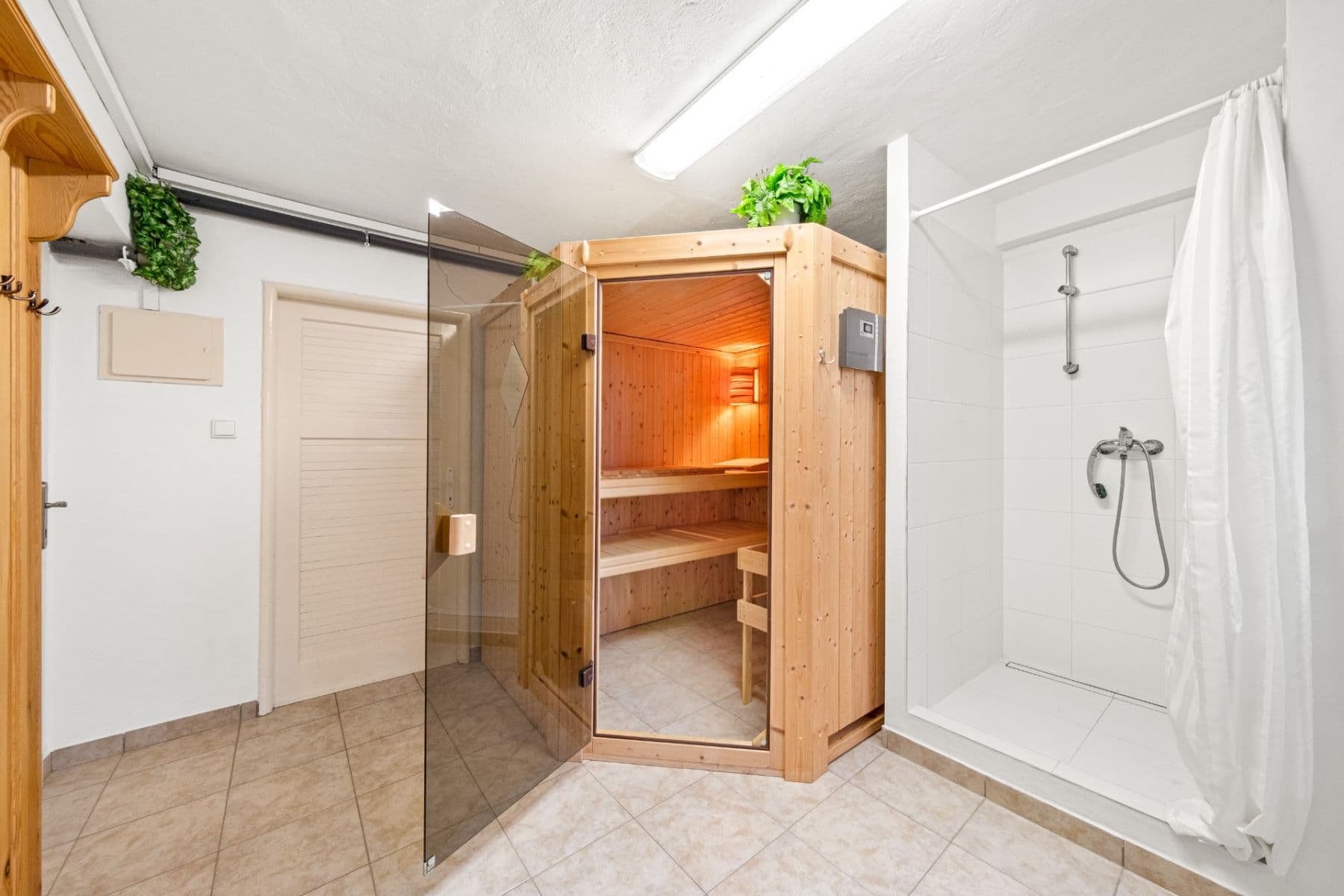 2 bedroom with open-plan kitchen flat for sale, 60 m², Mladých, Prague, Prague 2 bedroom with open-plan kitchen flat for sale, 60 m², Mladých, Prague, Prague