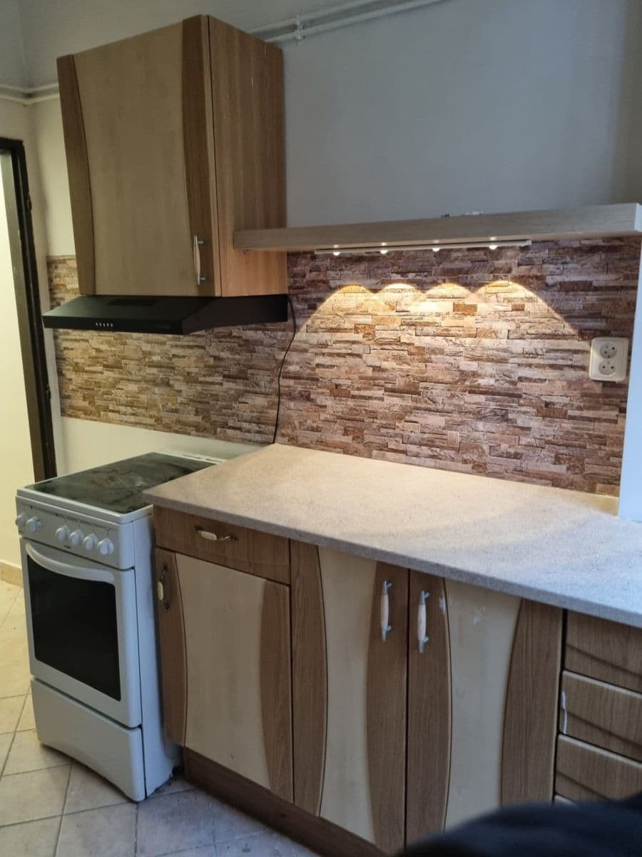 2 bedroom flat to rent, 90 m², V Chaloupkách, Neumětely, Středočeský Region 2 bedroom flat to rent, 90 m², V Chaloupkách, Neumětely, Středočeský Region