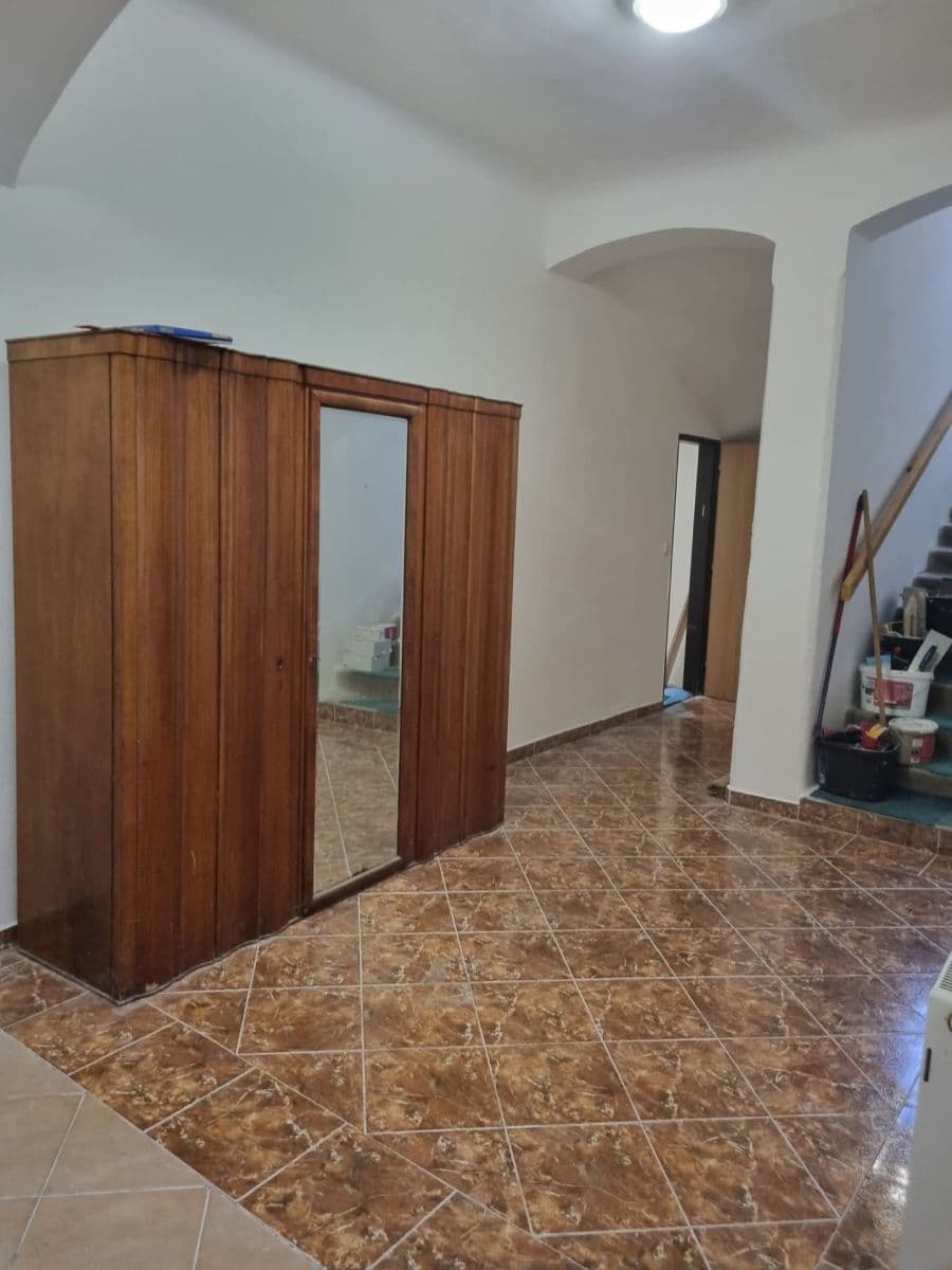 2 bedroom flat to rent, 90 m², V Chaloupkách, Neumětely, Středočeský Region 2 bedroom flat to rent, 90 m², V Chaloupkách, Neumětely, Středočeský Region