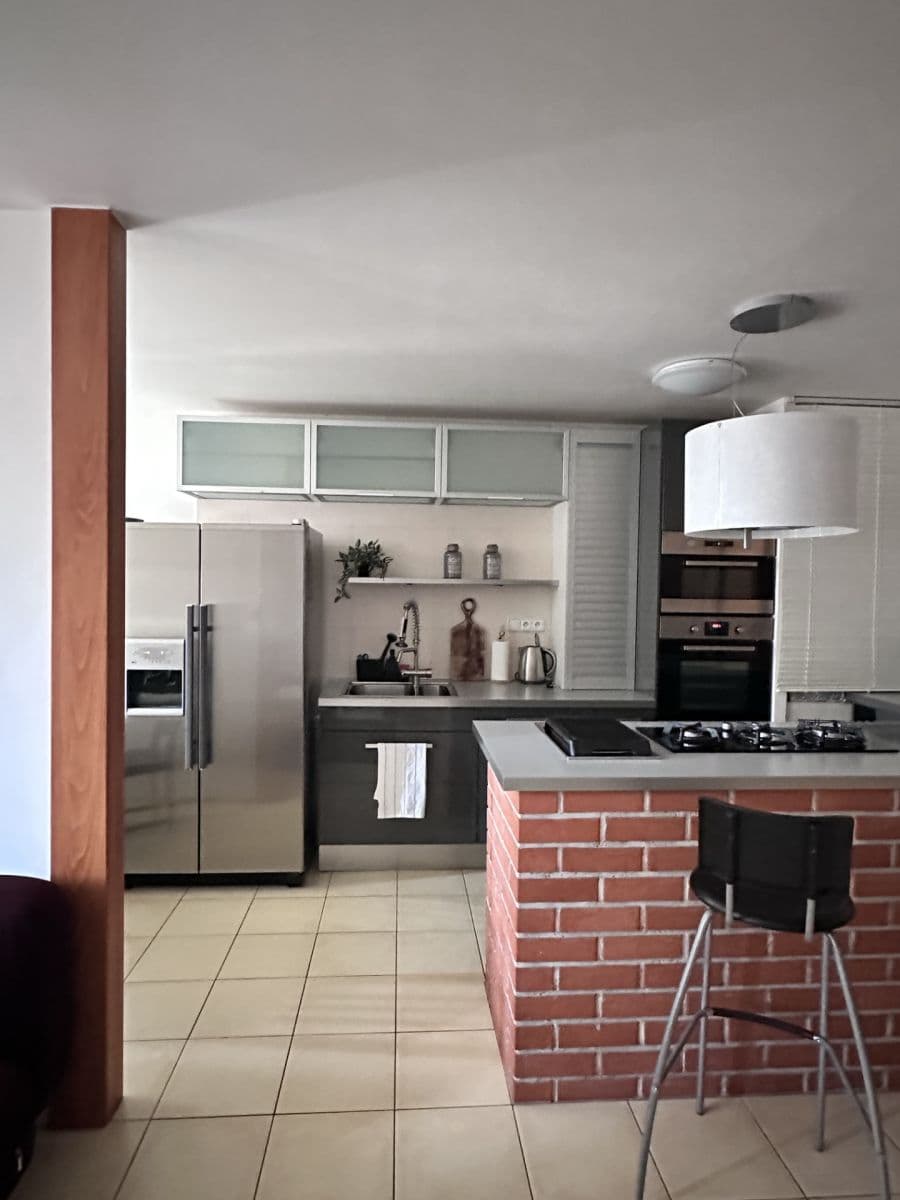 2 bedroom with open-plan kitchen flat to rent, 105 m², Seydlerova, Prague, Prague 2 bedroom with open-plan kitchen flat to rent, 105 m², Seydlerova, Prague, Prague
