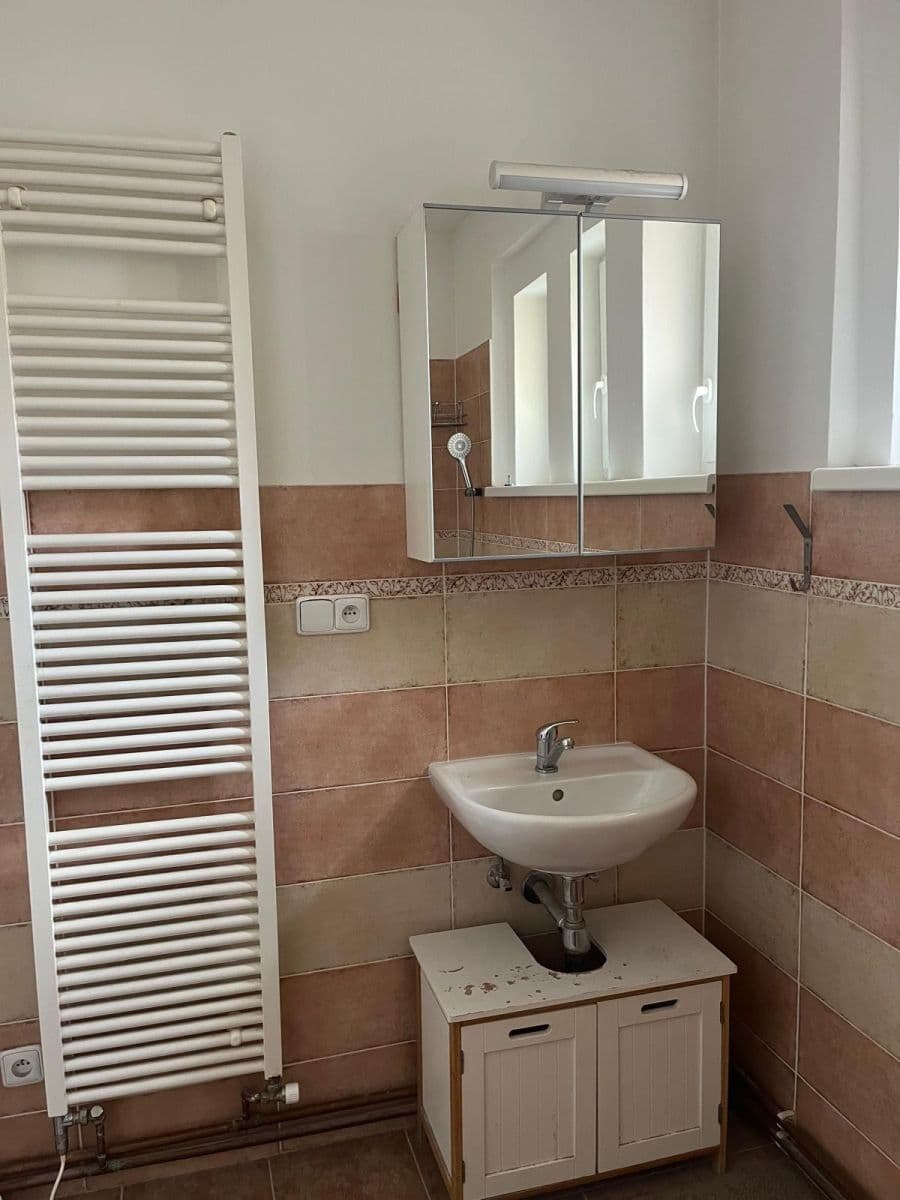 2 bedroom flat to rent, 50 m², V Břízkách, Prague, Prague 2 bedroom flat to rent, 50 m², V Břízkách, Prague, Prague