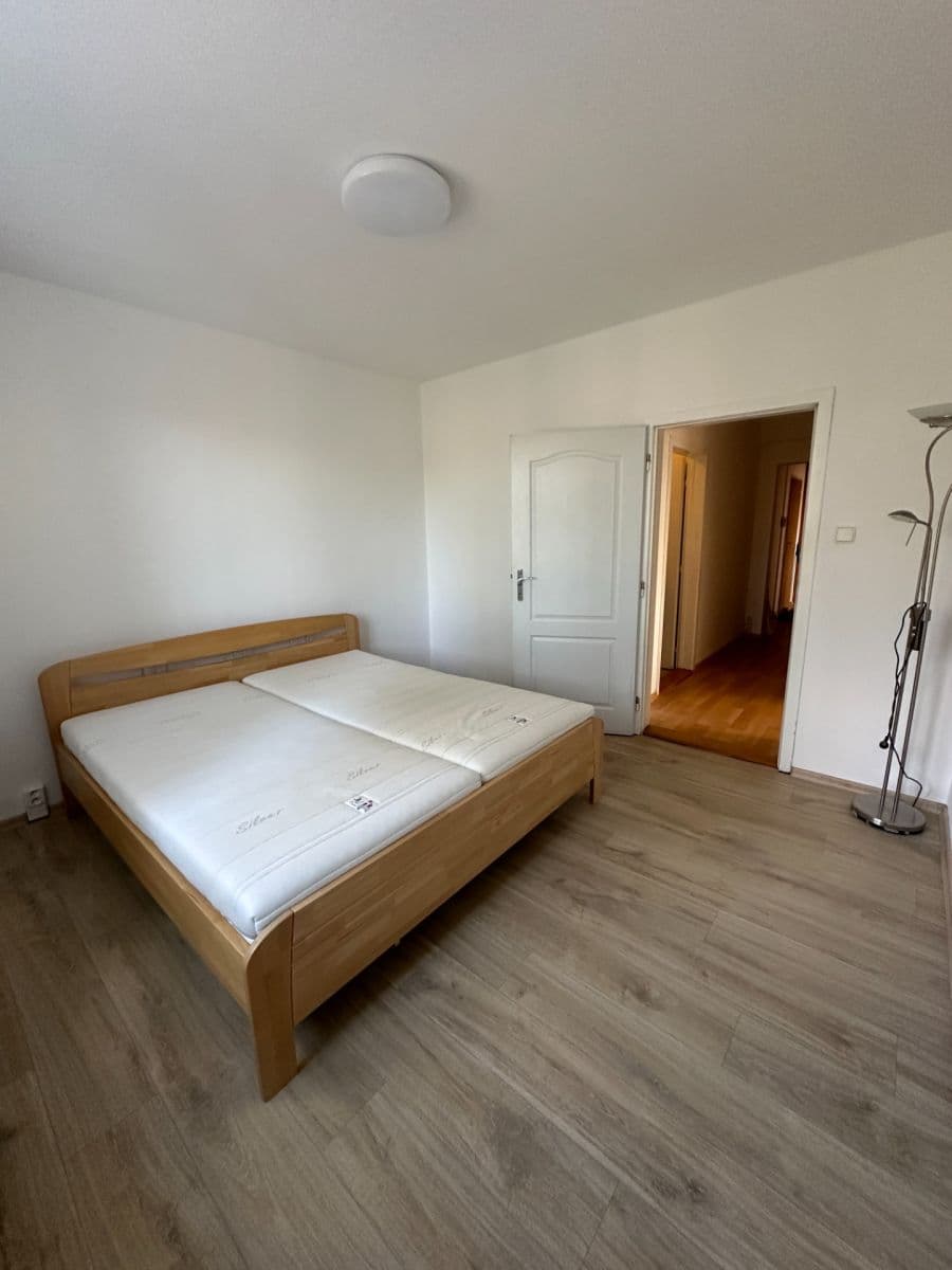 3 bedroom flat to rent, 72 m², Valouškova, Brno, Jihomoravský Region 3 bedroom flat to rent, 72 m², Valouškova, Brno, Jihomoravský Region