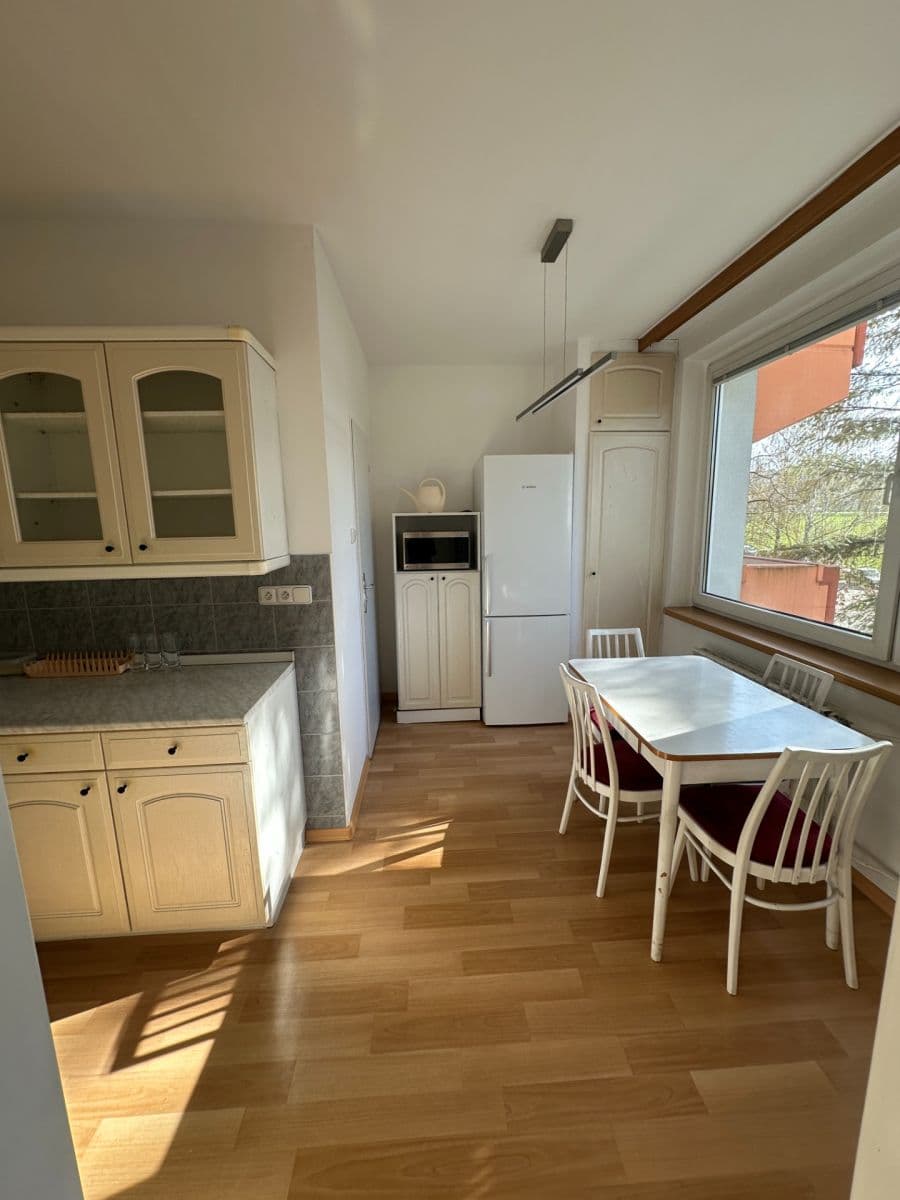 3 bedroom flat to rent, 72 m², Valouškova, Brno, Jihomoravský Region 3 bedroom flat to rent, 72 m², Valouškova, Brno, Jihomoravský Region