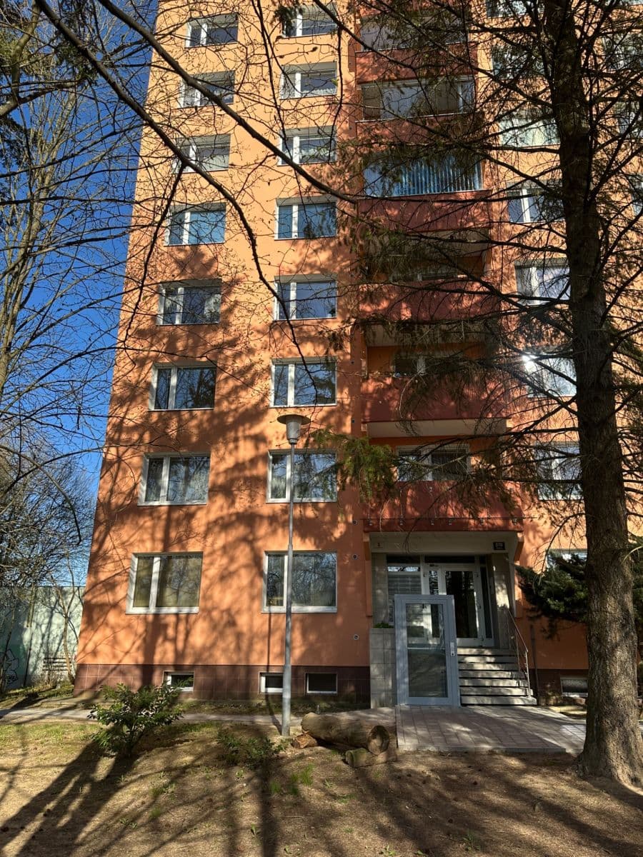 3 bedroom flat to rent, 72 m², Valouškova, Brno, Jihomoravský Region 3 bedroom flat to rent, 72 m², Valouškova, Brno, Jihomoravský Region