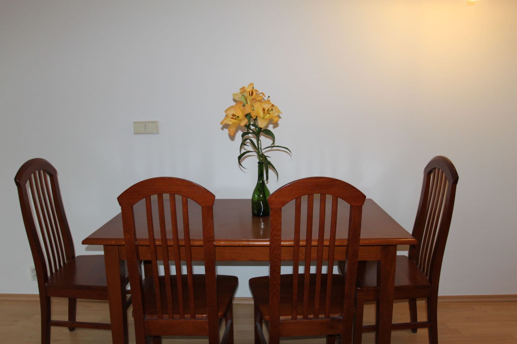 2 bedroom with open-plan kitchen flat to rent, 74 m², Remízková, Prague, Prague 2 bedroom with open-plan kitchen flat to rent, 74 m², Remízková, Prague, Prague