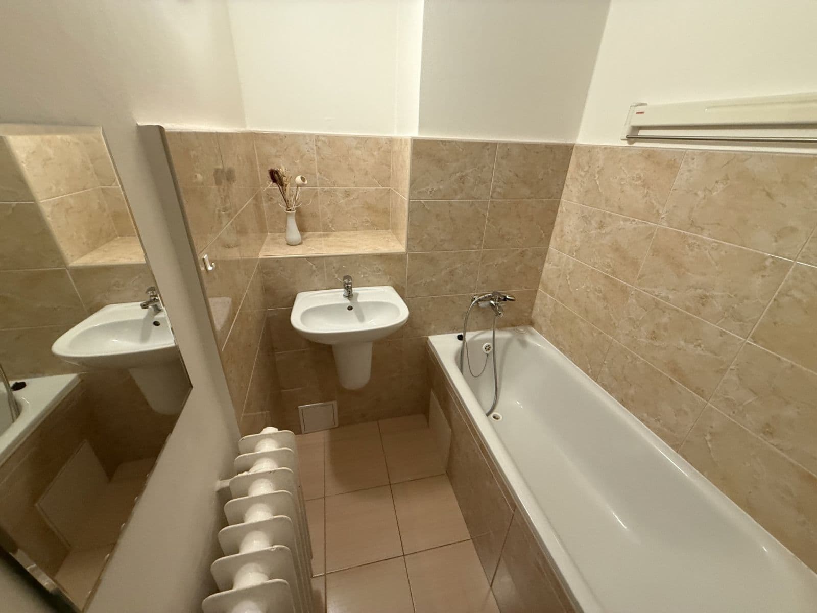 2 bedroom flat to rent, 53 m², José Martího, Prague, Prague 2 bedroom flat to rent, 53 m², José Martího, Prague, Prague