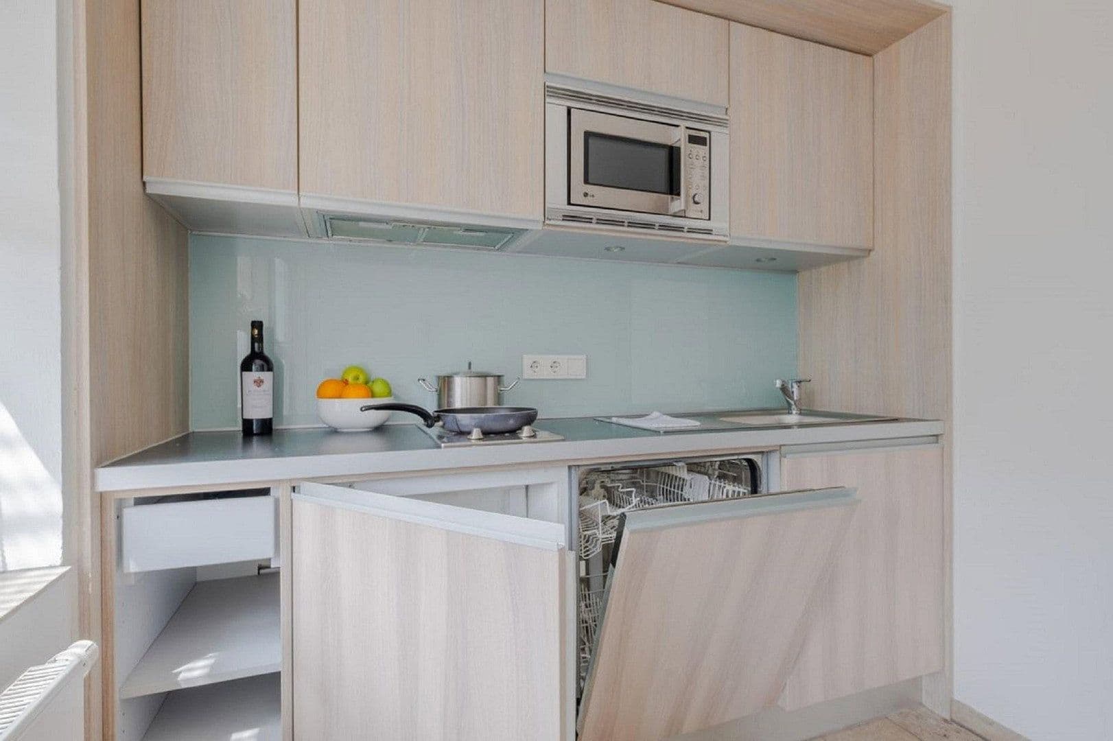 2 bedroom flat to rent, 51 m², Stephanienstraße 23, Düsseldorf, North Rhine-Westphalia 2 bedroom flat to rent, 51 m², Stephanienstraße 23, Düsseldorf, North Rhine-Westphalia