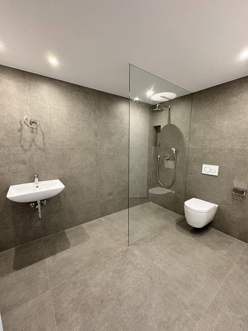 3 bedroom flat to rent, 75 m², Waldburgstr., Bonn, North Rhine-Westphalia 3 bedroom flat to rent, 75 m², Waldburgstr., Bonn, North Rhine-Westphalia