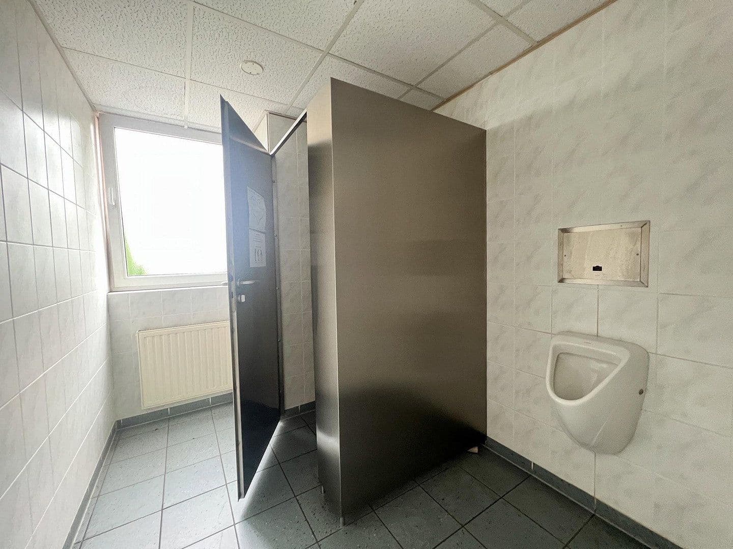 non-residential property to rent, 3,500 m², Frankenberg/Sachsen, Saxony non-residential property to rent, 3,500 m², Frankenberg/Sachsen, Saxony