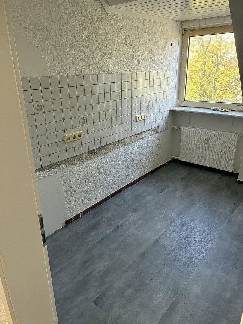 2 bedroom with open-plan kitchen flat to rent, 73 m², Von-Ossietzky-Ring 15, Essen, North Rhine-Westphalia 2 bedroom with open-plan kitchen flat to rent, 73 m², Von-Ossietzky-Ring 15, Essen, North Rhine-Westphalia