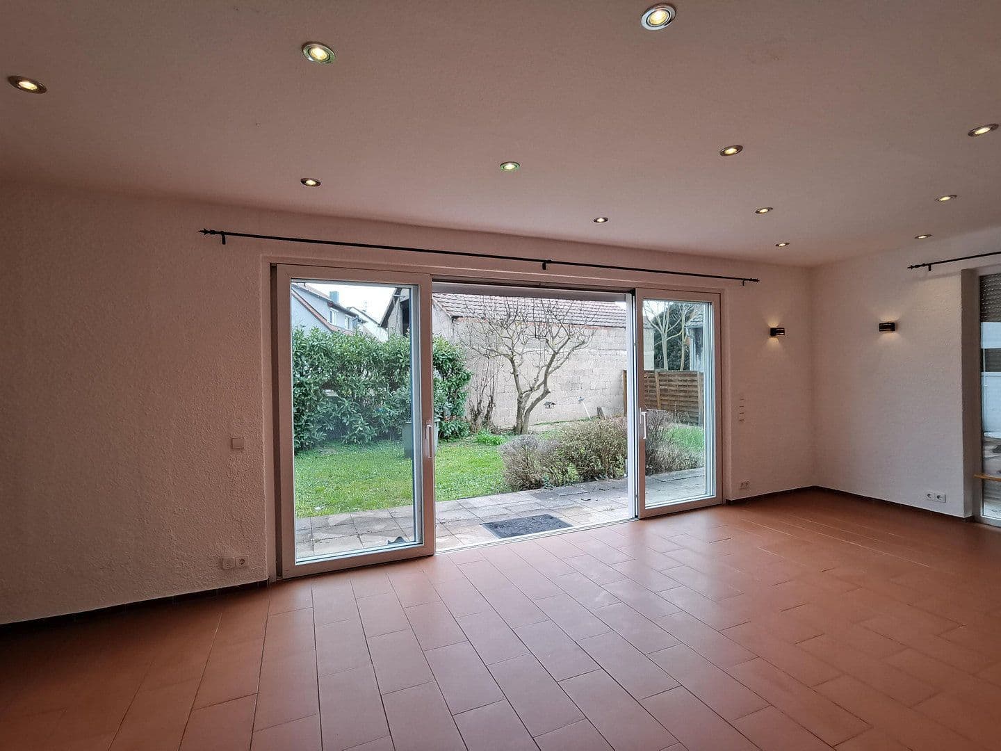 4 bedroom flat to rent, 95 m², Hessigheim, Baden-Württemberg 4 bedroom flat to rent, 95 m², Hessigheim, Baden-Württemberg