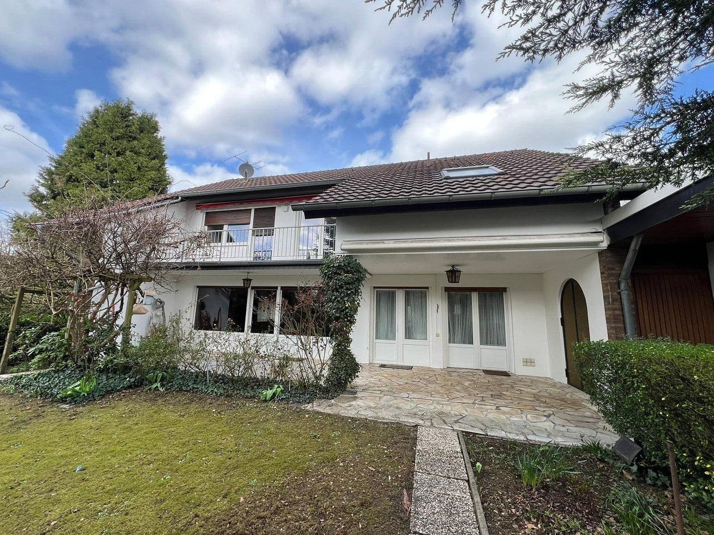 house for sale, 268 m², Rehhecke 61, Ratingen, North Rhine-Westphalia house for sale, 268 m², Rehhecke 61, Ratingen, North Rhine-Westphalia