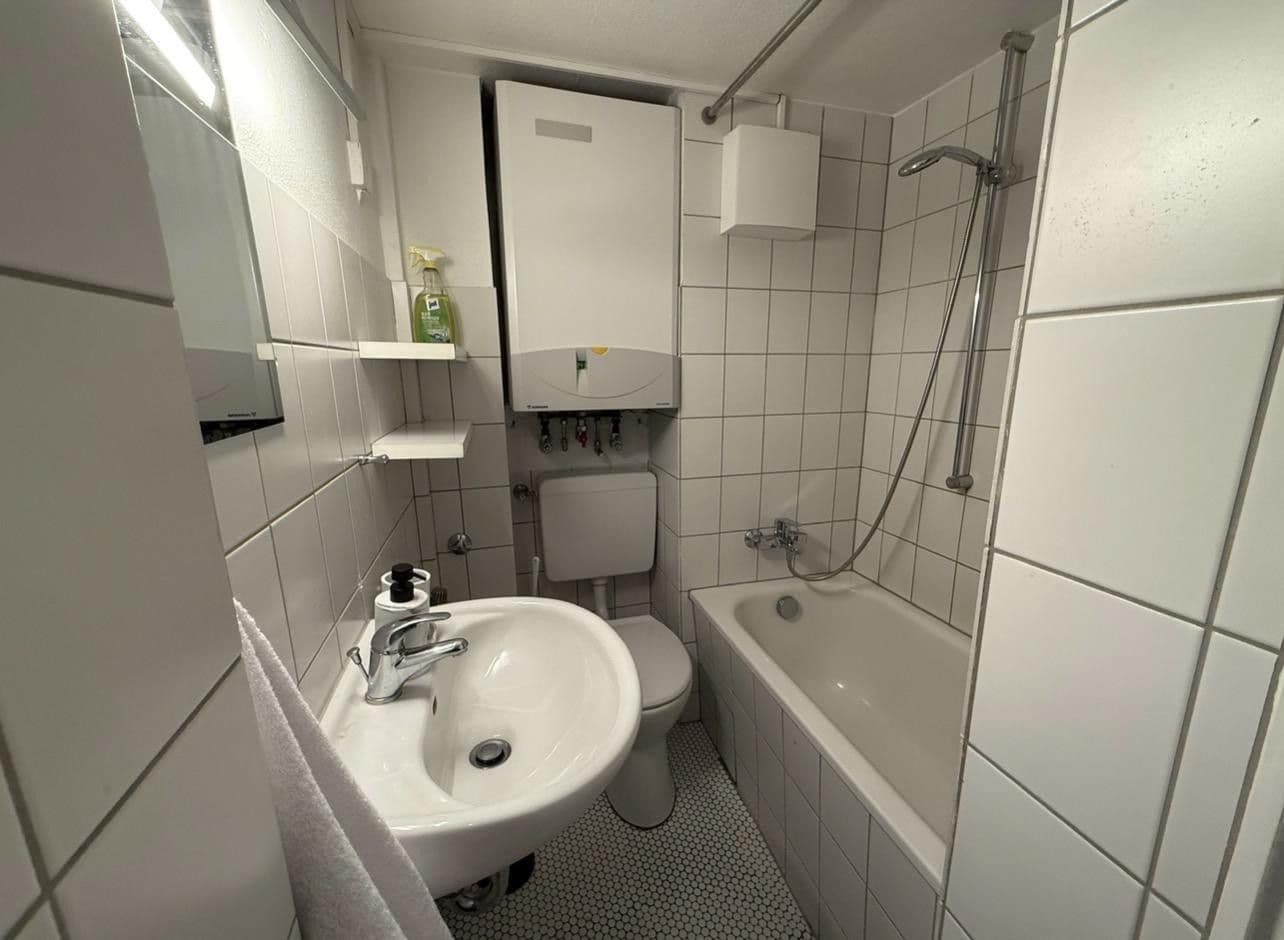 3 bedroom flat to rent, 85 m², Schellingstr, Frankfurt, Hesse 3 bedroom flat to rent, 85 m², Schellingstr, Frankfurt, Hesse