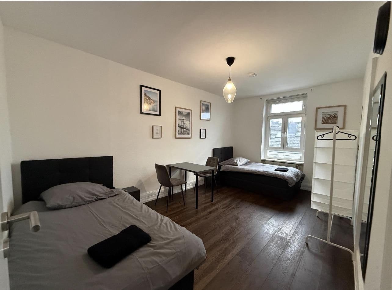 3 bedroom flat to rent, 85 m², Schellingstr, Frankfurt, Hesse 3 bedroom flat to rent, 85 m², Schellingstr, Frankfurt, Hesse