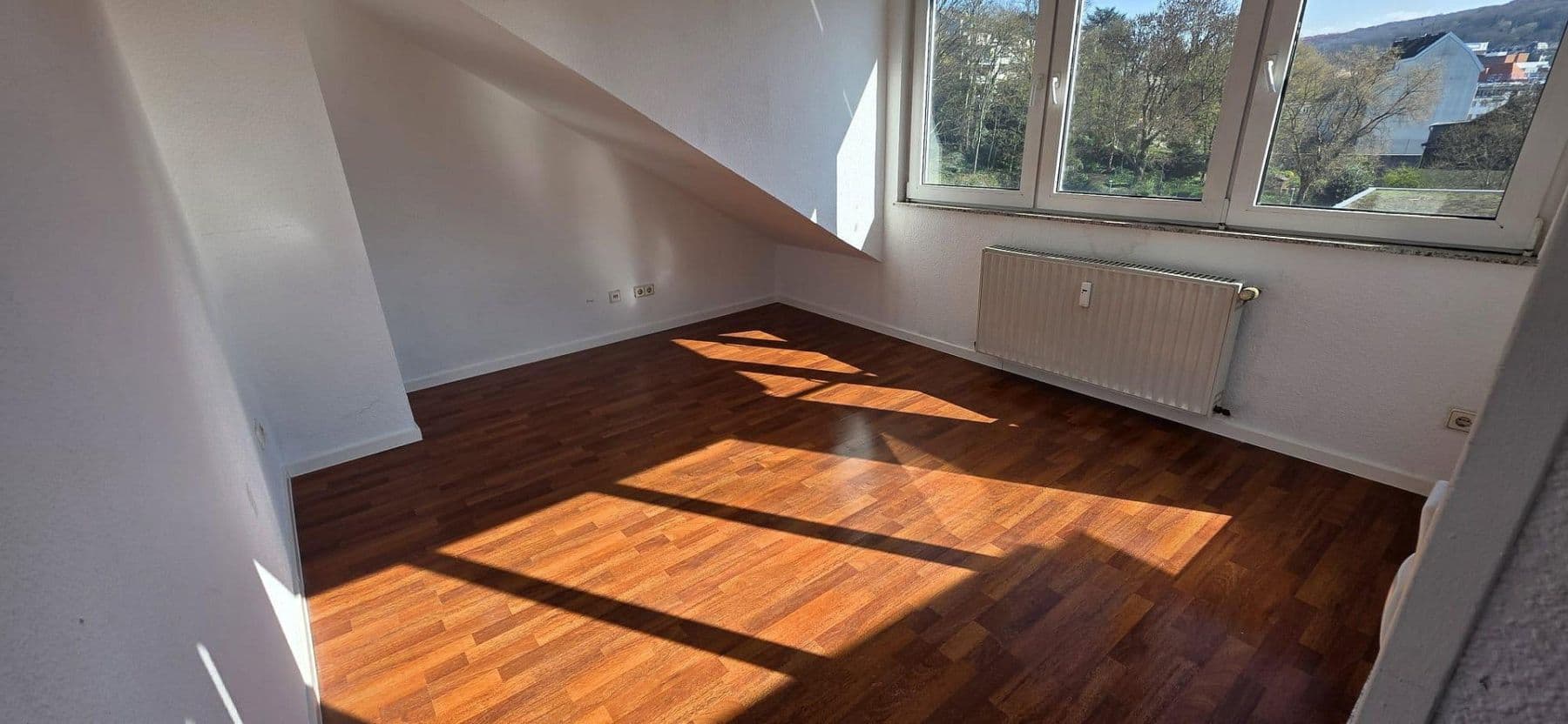 1 bedroom with open-plan kitchen flat to rent, 80 m², Wuppertal, North Rhine-Westphalia 1 bedroom with open-plan kitchen flat to rent, 80 m², Wuppertal, North Rhine-Westphalia