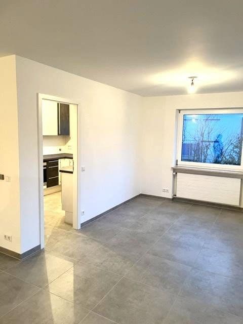 2 bedroom with open-plan kitchen flat to rent, 94 m², Kirchheim unter Teck, Baden-Württemberg 2 bedroom with open-plan kitchen flat to rent, 94 m², Kirchheim unter Teck, Baden-Württemberg