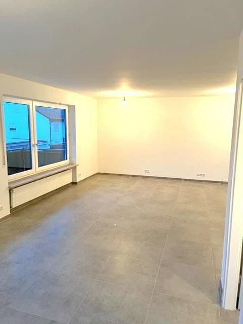 2 bedroom with open-plan kitchen flat to rent, 94 m², Kirchheim unter Teck, Baden-Württemberg 2 bedroom with open-plan kitchen flat to rent, 94 m², Kirchheim unter Teck, Baden-Württemberg