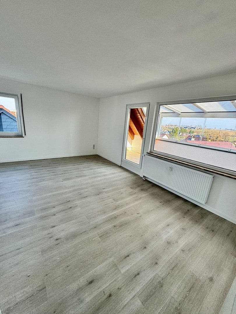 2 bedroom with open-plan kitchen flat to rent, 102 m², Birkenweg 9, Gornau, Saxony 2 bedroom with open-plan kitchen flat to rent, 102 m², Birkenweg 9, Gornau, Saxony