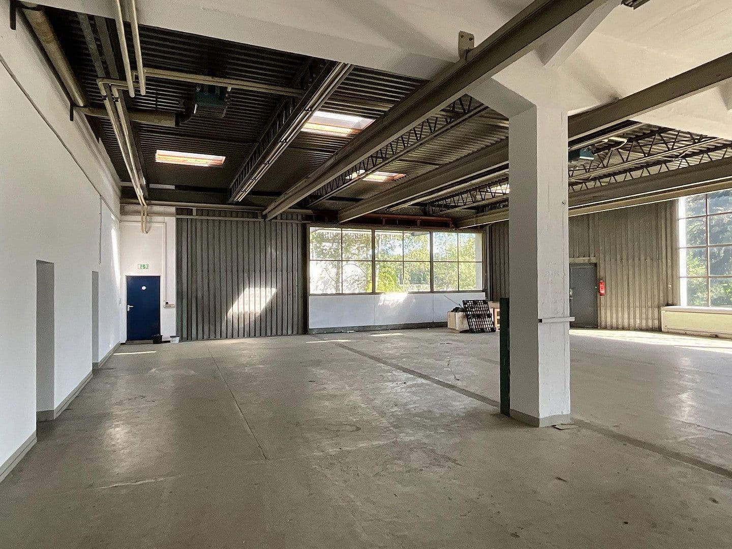 non-residential property to rent, 1,450 m², Geretsried, Bavaria non-residential property to rent, 1,450 m², Geretsried, Bavaria