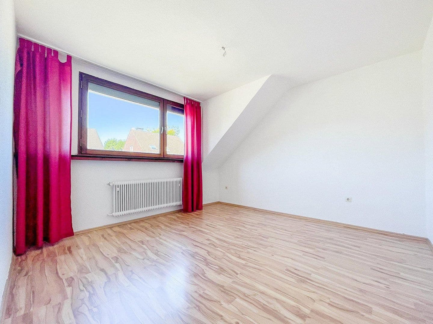 4 bedroom flat to rent, 81 m², Oberhausen, North Rhine-Westphalia 4 bedroom flat to rent, 81 m², Oberhausen, North Rhine-Westphalia