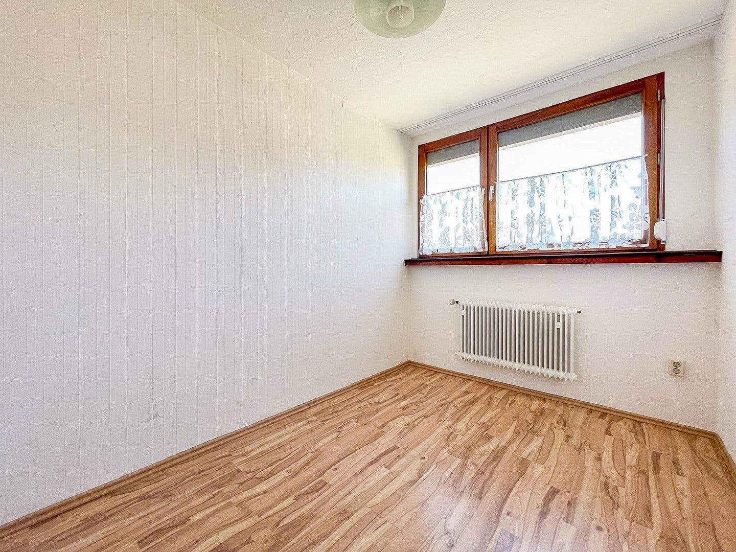 4 bedroom flat to rent, 81 m², Oberhausen, North Rhine-Westphalia 4 bedroom flat to rent, 81 m², Oberhausen, North Rhine-Westphalia