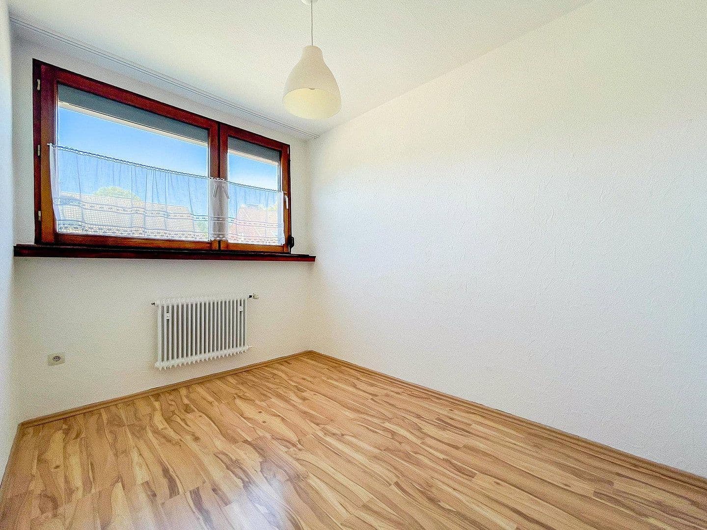 4 bedroom flat to rent, 81 m², Oberhausen, North Rhine-Westphalia 4 bedroom flat to rent, 81 m², Oberhausen, North Rhine-Westphalia