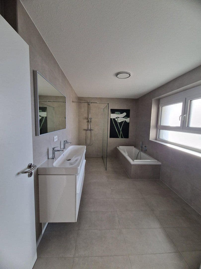 3 bedroom flat to rent, 118 m², Hambrücken, Baden-Württemberg 3 bedroom flat to rent, 118 m², Hambrücken, Baden-Württemberg