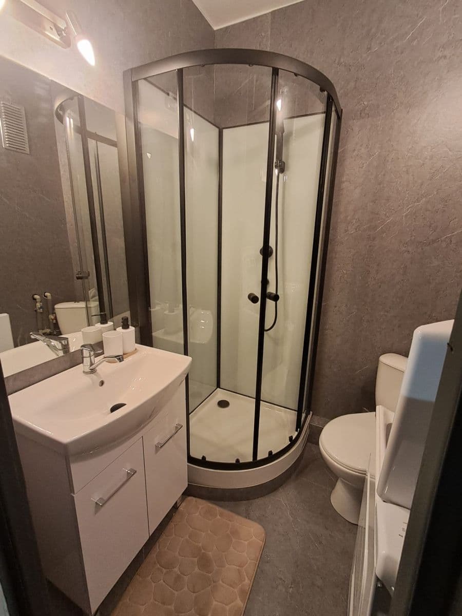 2 bedroom with open-plan kitchen flat to rent, 68 m², Medveďovej, Petržalka, Bratislavský Region 2 bedroom with open-plan kitchen flat to rent, 68 m², Medveďovej, Petržalka, Bratislavský Region