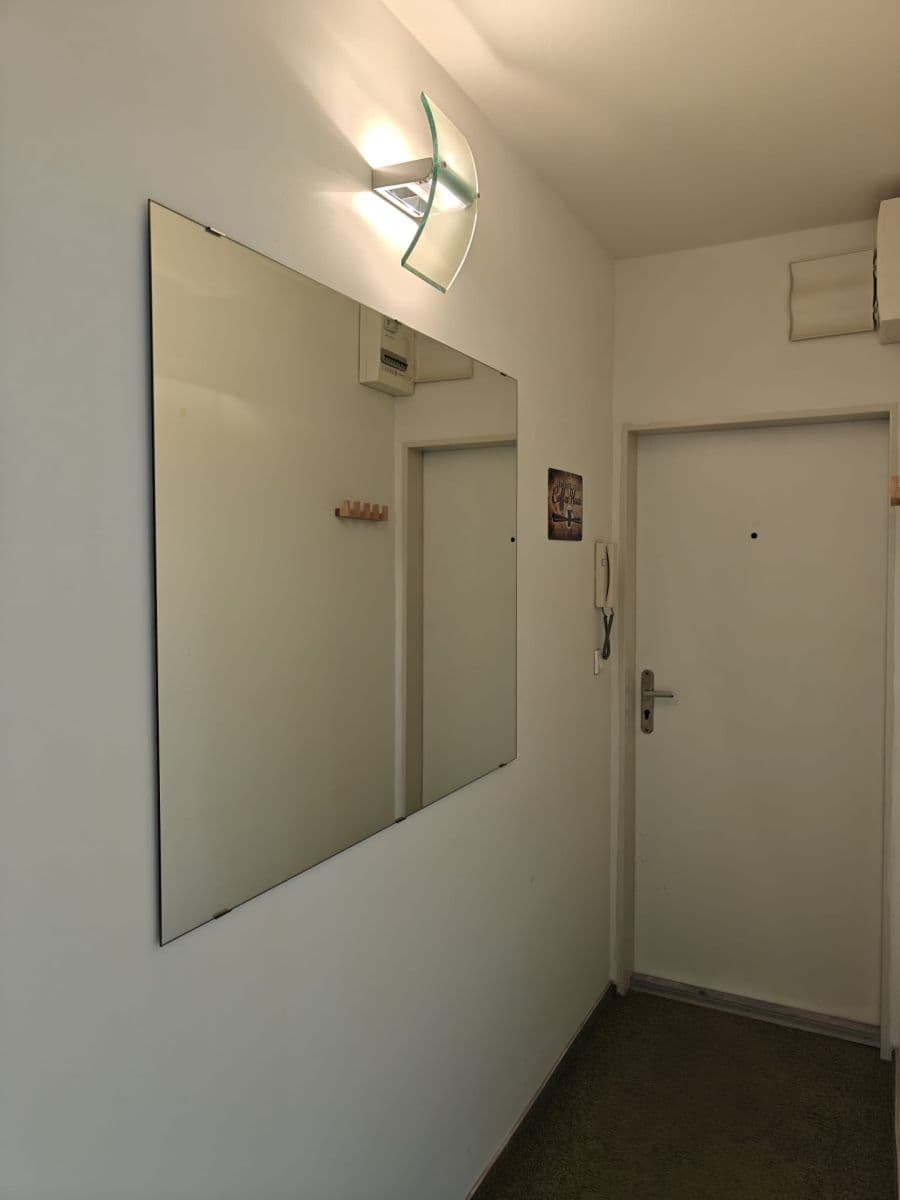 Studio flat to rent, 16 m², Molákova, Prague, Prague Studio flat to rent, 16 m², Molákova, Prague, Prague