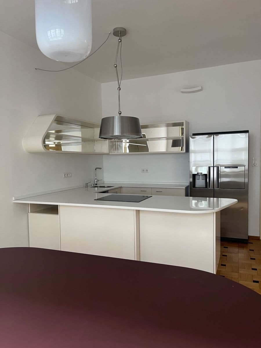 4 bedroom flat to rent, 139 m², U Smaltovny, Prague, Prague 4 bedroom flat to rent, 139 m², U Smaltovny, Prague, Prague