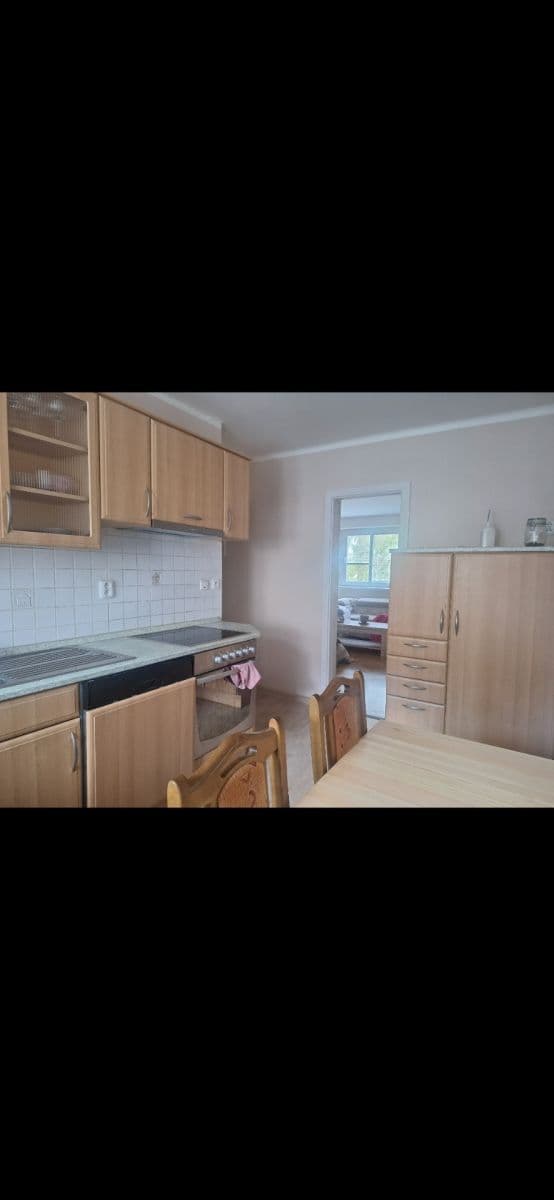 3 bedroom flat to rent, 80 m², Československé armády, Přelouč, Pardubický Region 3 bedroom flat to rent, 80 m², Československé armády, Přelouč, Pardubický Region