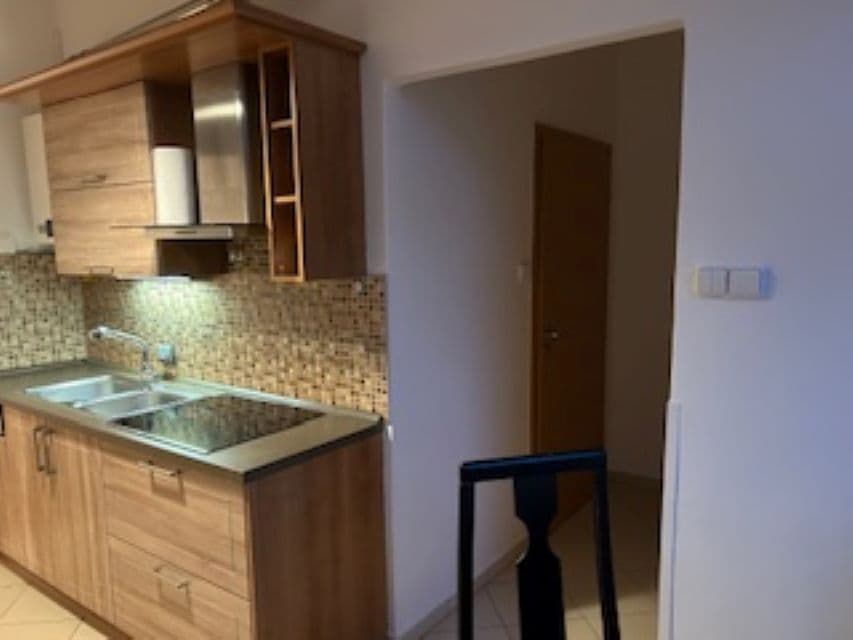 4 bedroom flat to rent, 90 m², Dětská, Prague, Prague 4 bedroom flat to rent, 90 m², Dětská, Prague, Prague