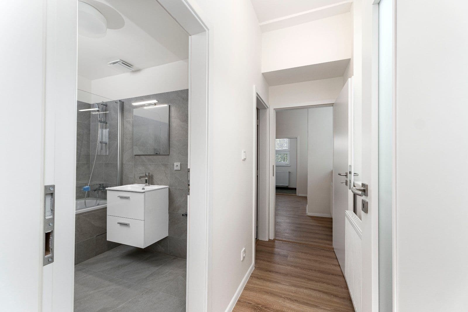 2 bedroom with open-plan kitchen flat to rent, 72 m², Kolmá, Havířov, Moravskoslezský Region 2 bedroom with open-plan kitchen flat to rent, 72 m², Kolmá, Havířov, Moravskoslezský Region