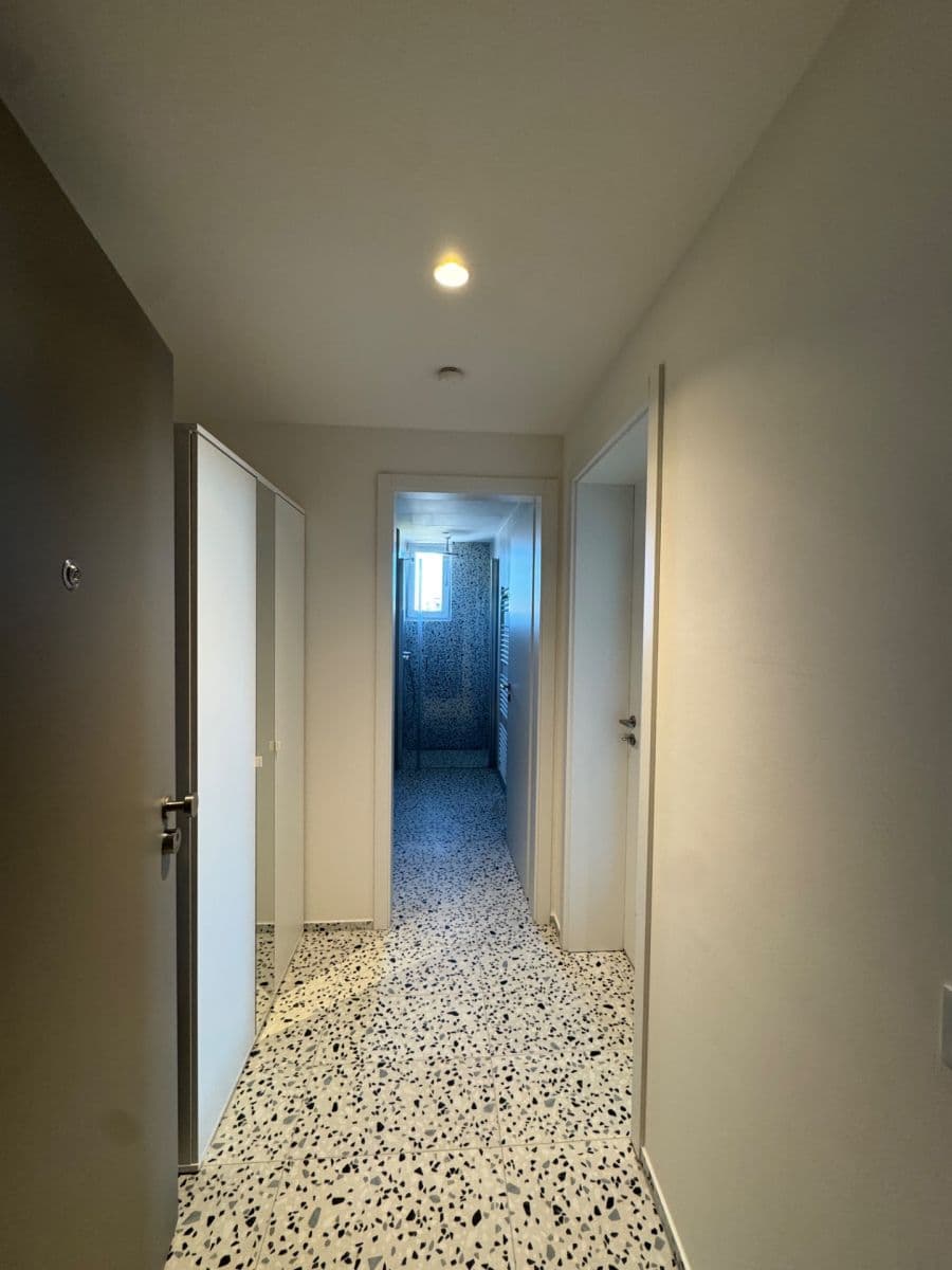 Studio flat to rent, 39 m², U Komína, Prague, Prague Studio flat to rent, 39 m², U Komína, Prague, Prague