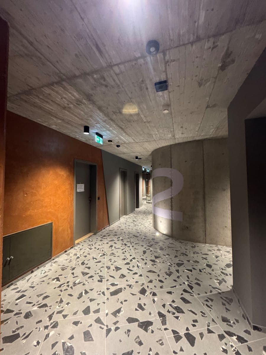 Studio flat to rent, 39 m², U Komína, Prague, Prague Studio flat to rent, 39 m², U Komína, Prague, Prague