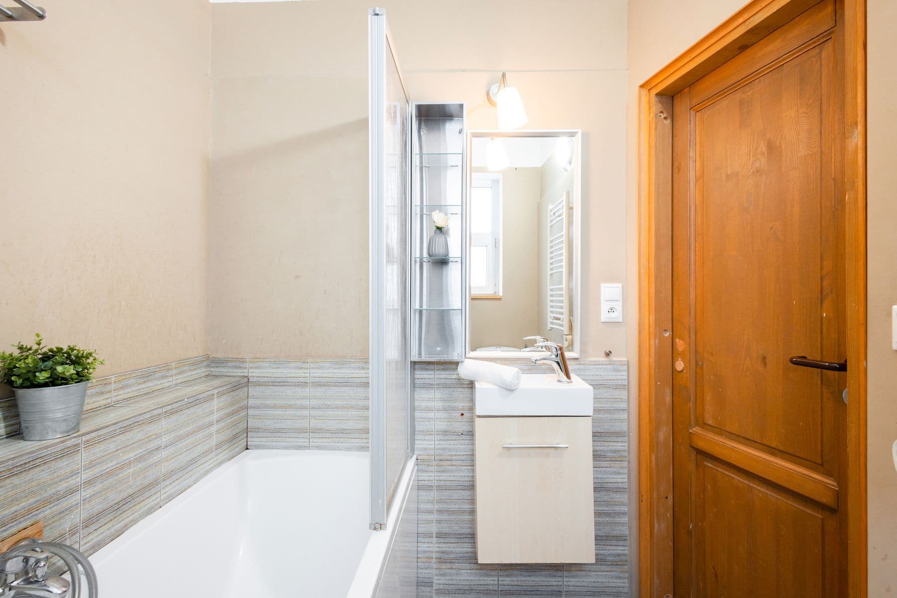 1 bedroom with open-plan kitchen flat for sale, 45 m², Jeseniova, Prague, Prague 1 bedroom with open-plan kitchen flat for sale, 45 m², Jeseniova, Prague, Prague