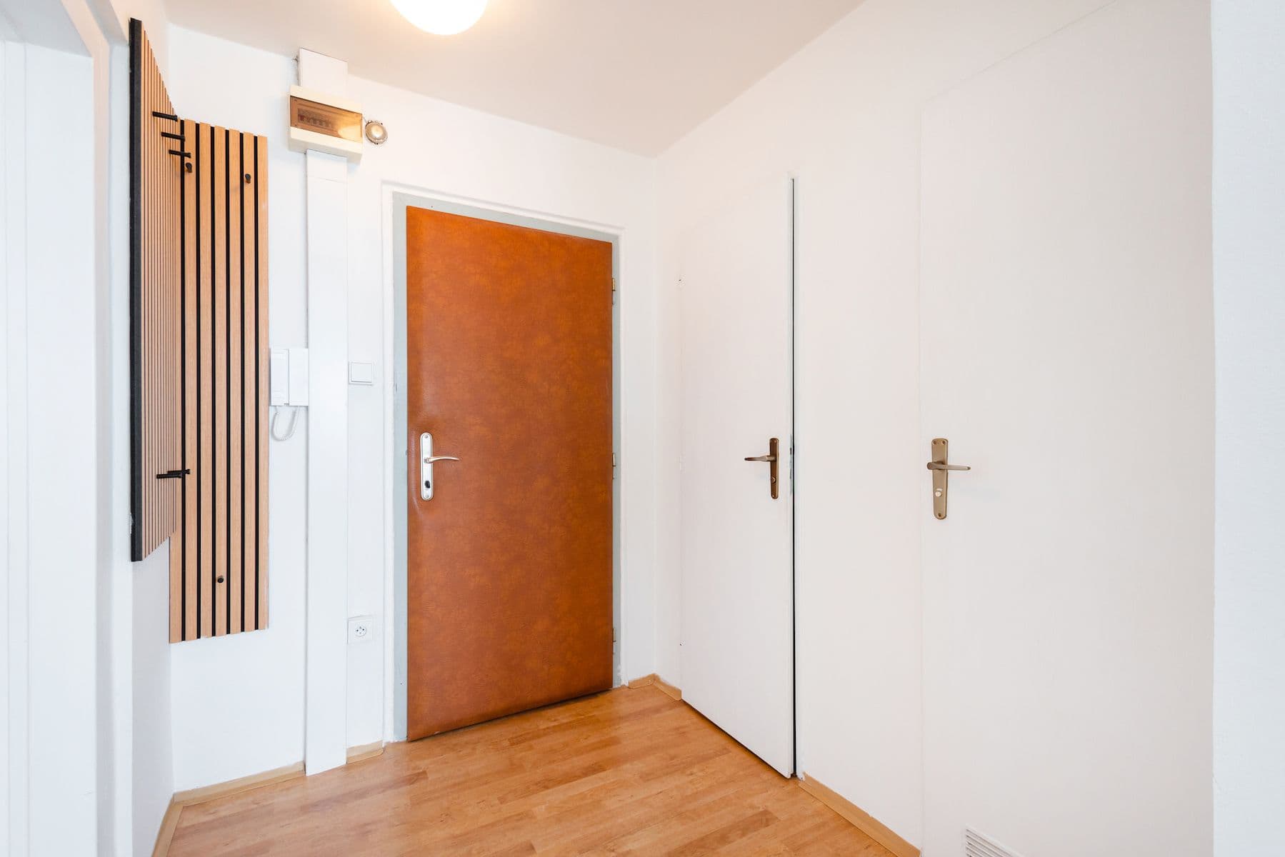 2 bedroom with open-plan kitchen flat for sale, 91 m², Běhounkova, Praha, Prague 2 bedroom with open-plan kitchen flat for sale, 91 m², Běhounkova, Praha, Prague