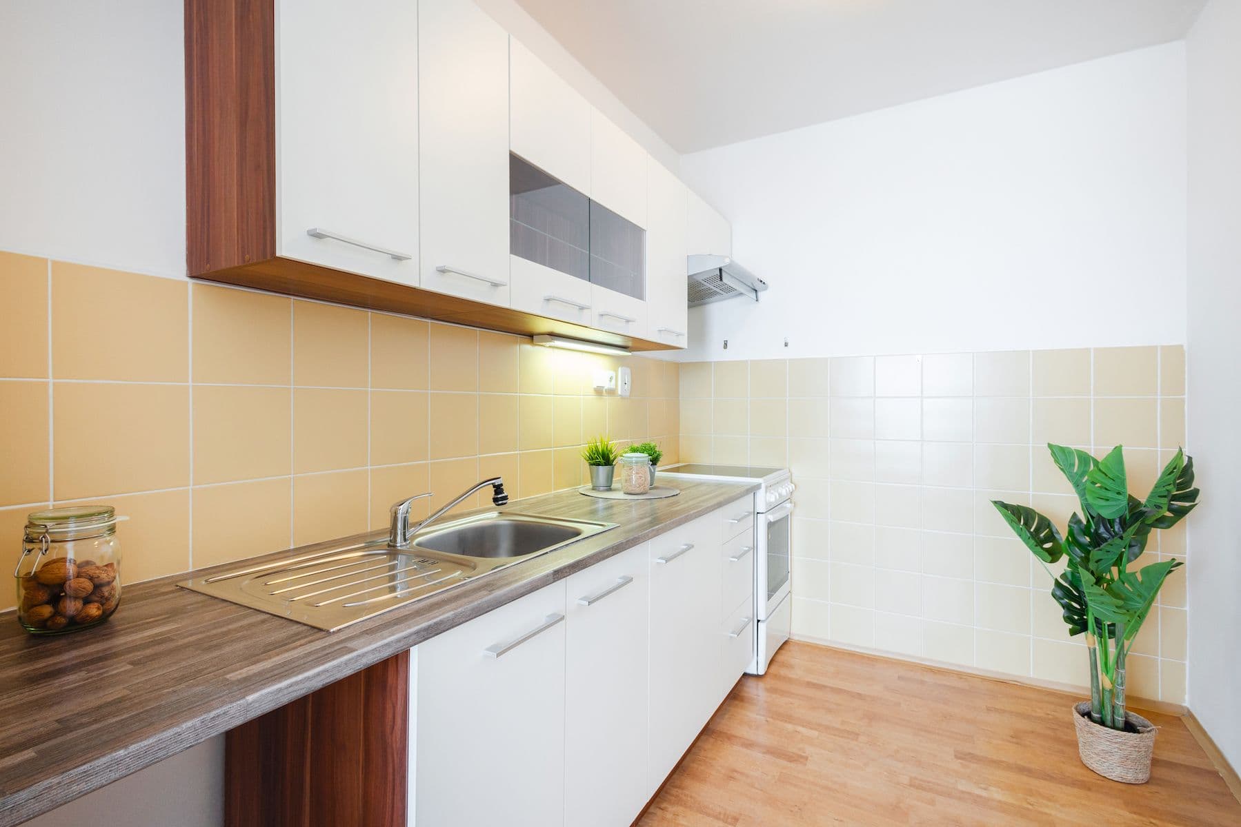 2 bedroom with open-plan kitchen flat for sale, 91 m², Běhounkova, Praha, Prague 2 bedroom with open-plan kitchen flat for sale, 91 m², Běhounkova, Praha, Prague