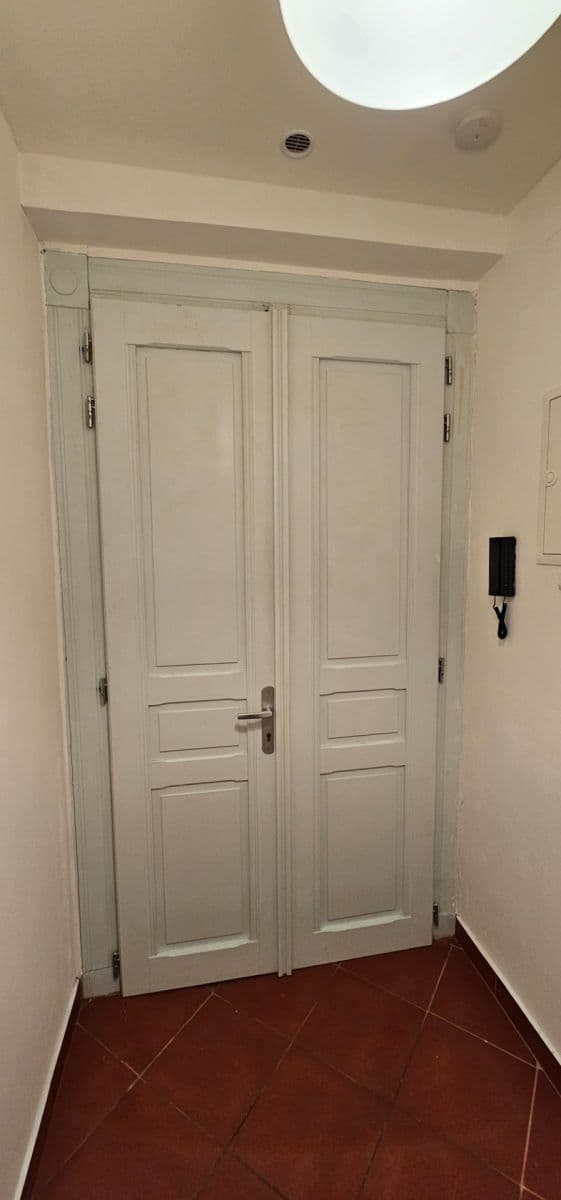 2 bedroom flat to rent, 50 m², Primátorská, Prague, Prague 2 bedroom flat to rent, 50 m², Primátorská, Prague, Prague