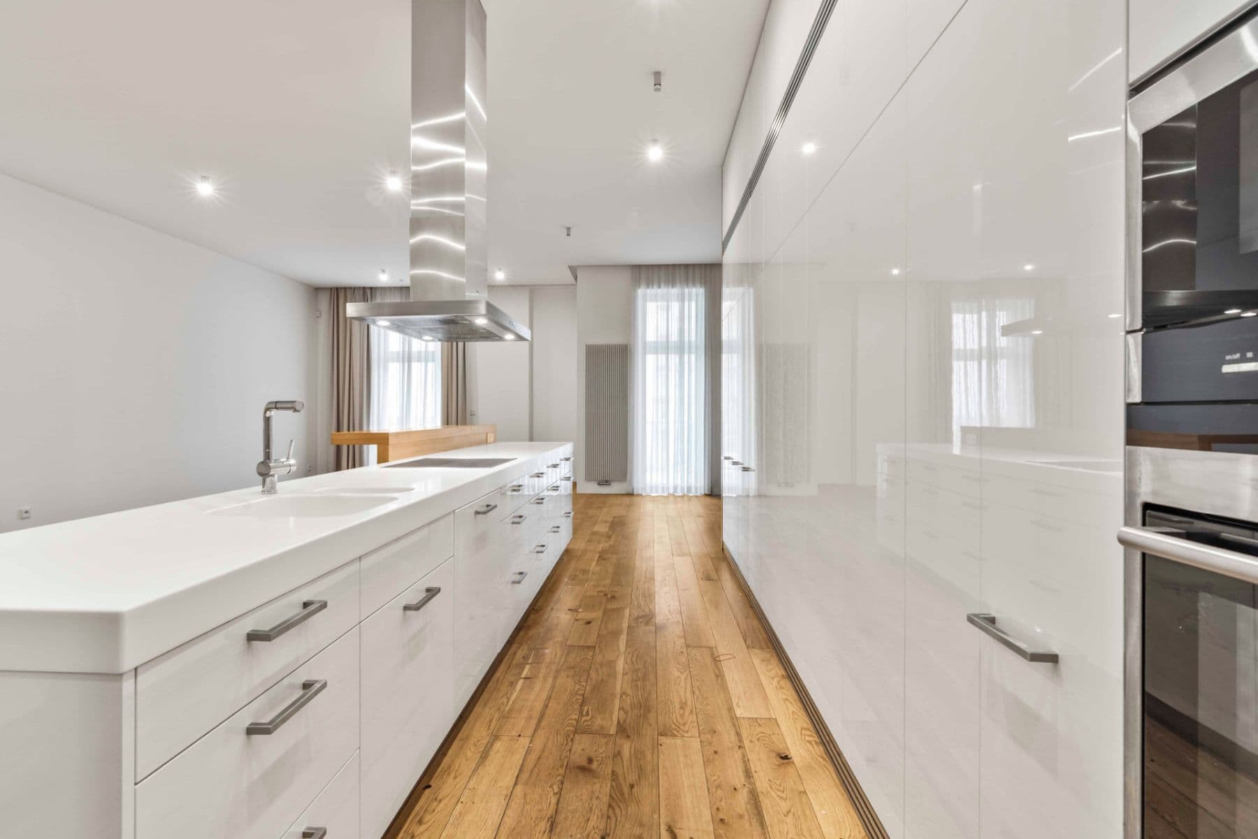 2 bedroom with open-plan kitchen flat to rent, 134 m², Laubova, Prague, Prague 2 bedroom with open-plan kitchen flat to rent, 134 m², Laubova, Prague, Prague