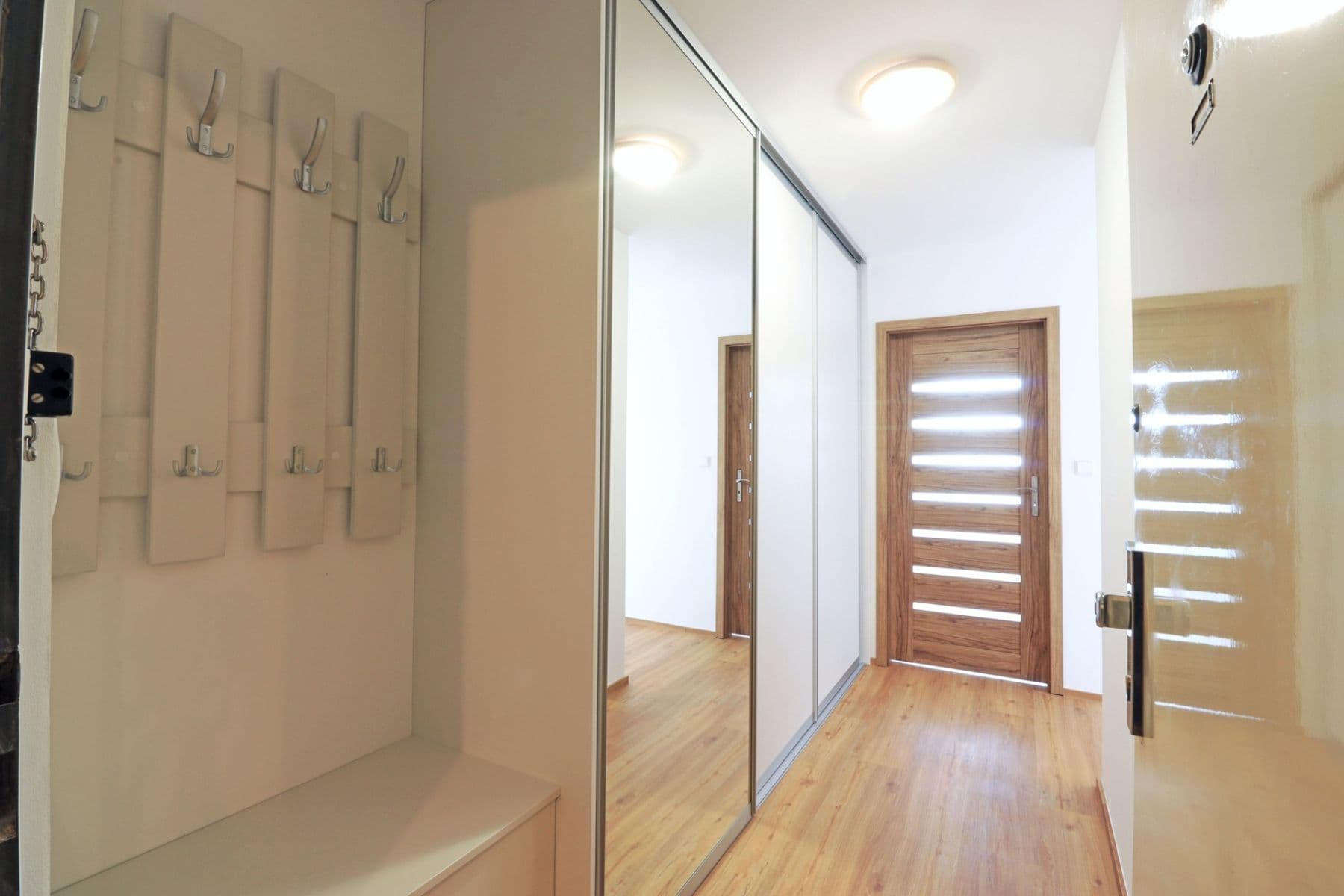 1 bedroom with open-plan kitchen flat to rent, 42 m², Anny Drabíkové, Prague, Prague 1 bedroom with open-plan kitchen flat to rent, 42 m², Anny Drabíkové, Prague, Prague