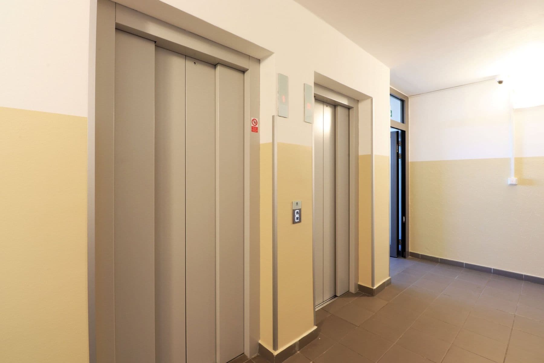 1 bedroom with open-plan kitchen flat to rent, 42 m², Anny Drabíkové, Prague, Prague 1 bedroom with open-plan kitchen flat to rent, 42 m², Anny Drabíkové, Prague, Prague