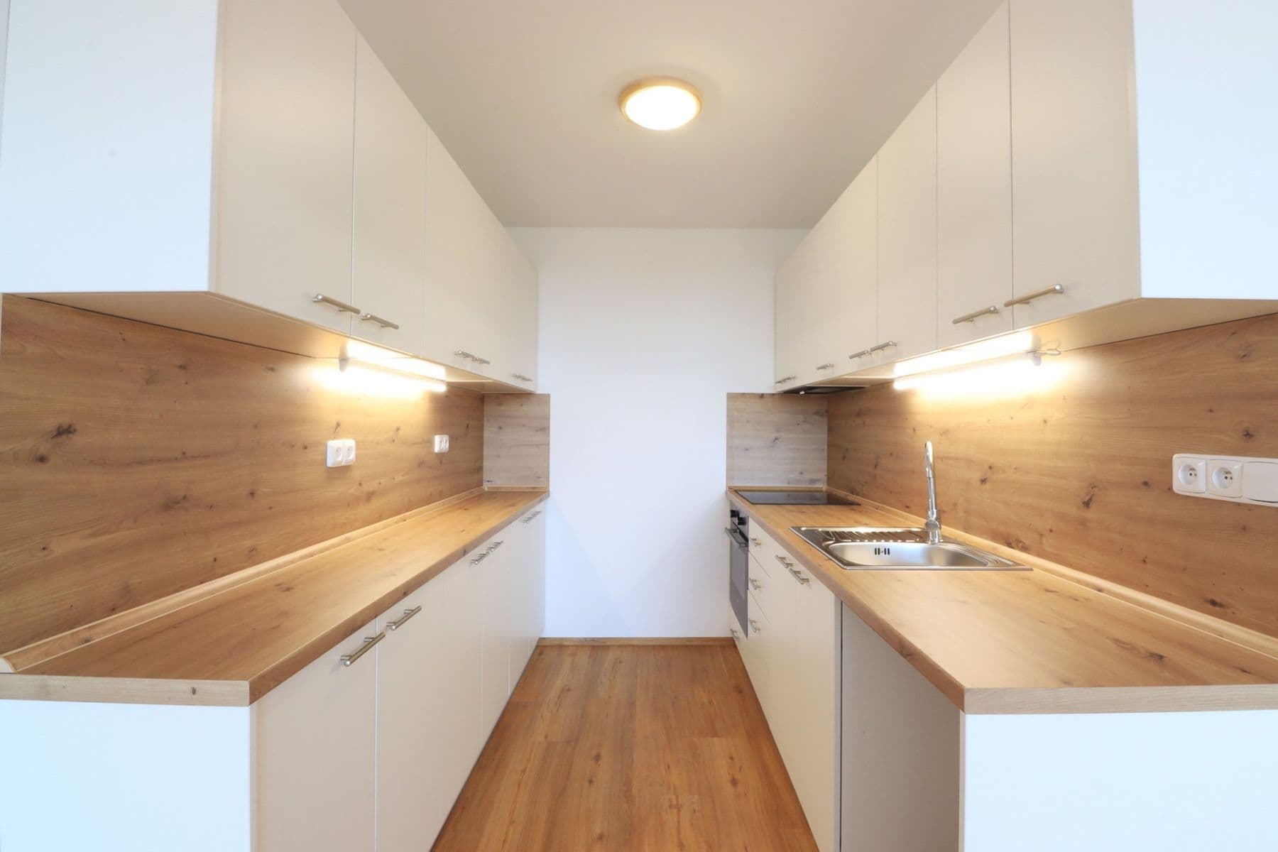 1 bedroom with open-plan kitchen flat to rent, 42 m², Anny Drabíkové, Prague, Prague 1 bedroom with open-plan kitchen flat to rent, 42 m², Anny Drabíkové, Prague, Prague